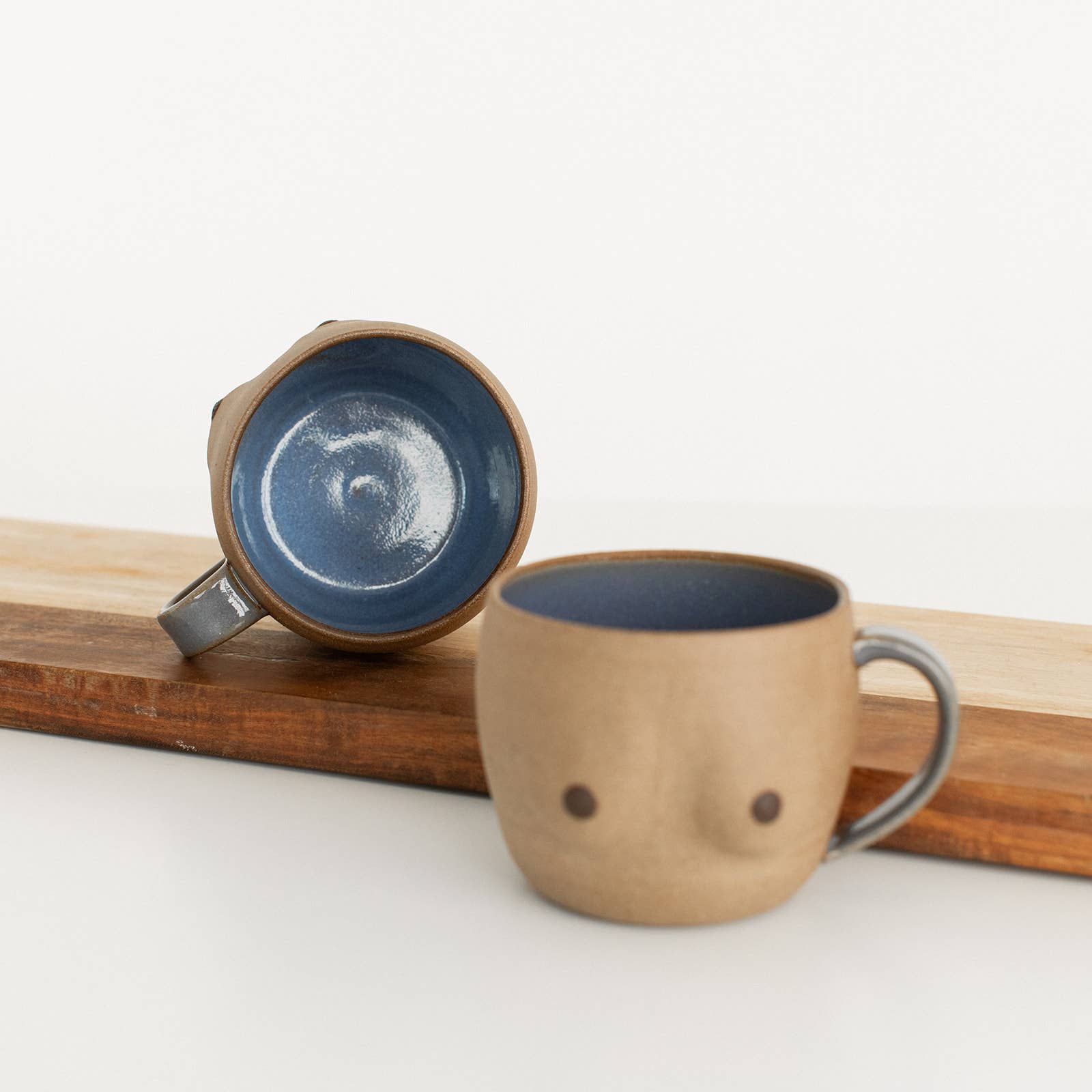 Less Is More Studios Venus Mug - Thumbnail 5