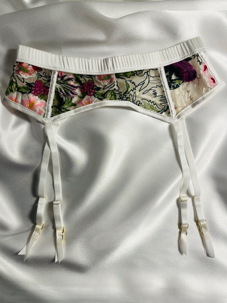 Embroidery Garter Belt - Multi Color