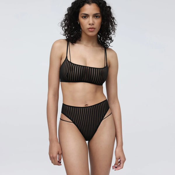 Vertigo Bralette - Black (MM)