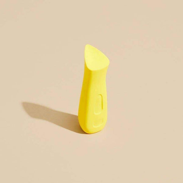 Dame Kip Lipstick vibe delivers precision sensations 